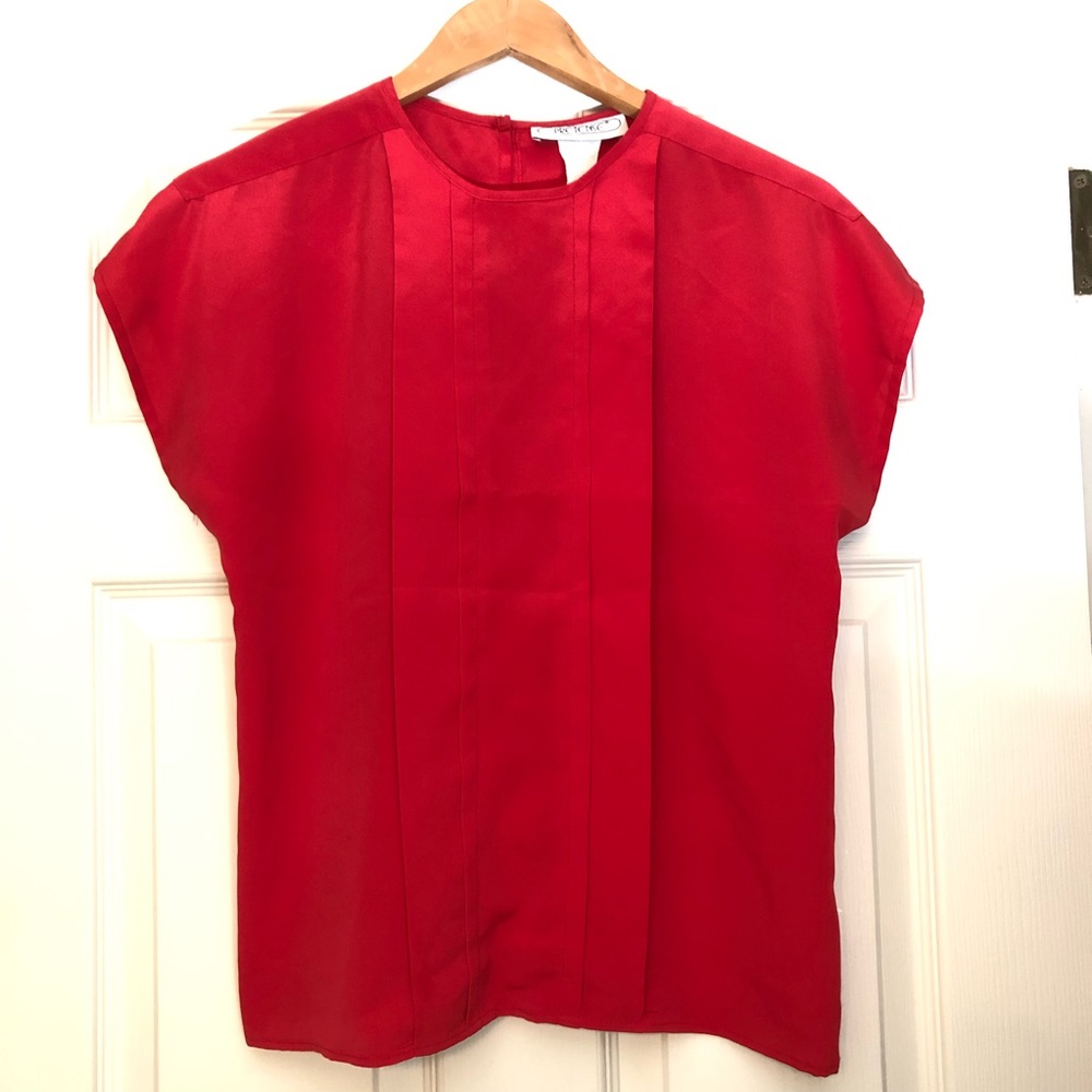 Vintage 80s mod blouse 🍒